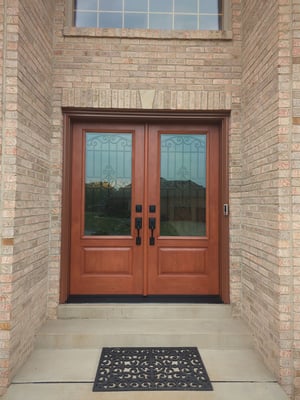 Double Door with Decorative Glass Image