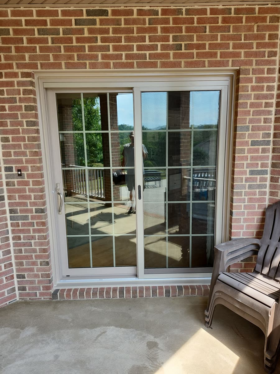 Energy Swing Windows installation on Valleyview Dr in Latrobe, PA