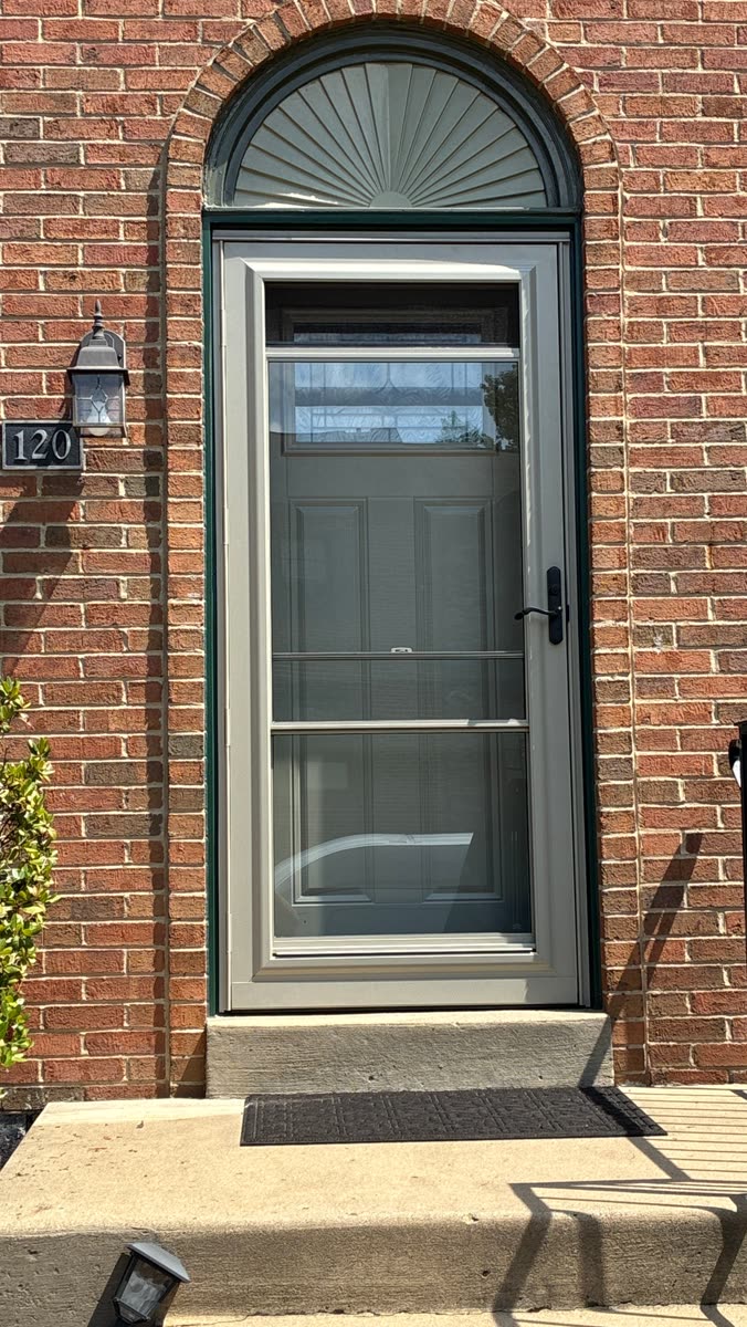 Energy Swing Windows installation on Glenwood Dr in Monroeville, PA