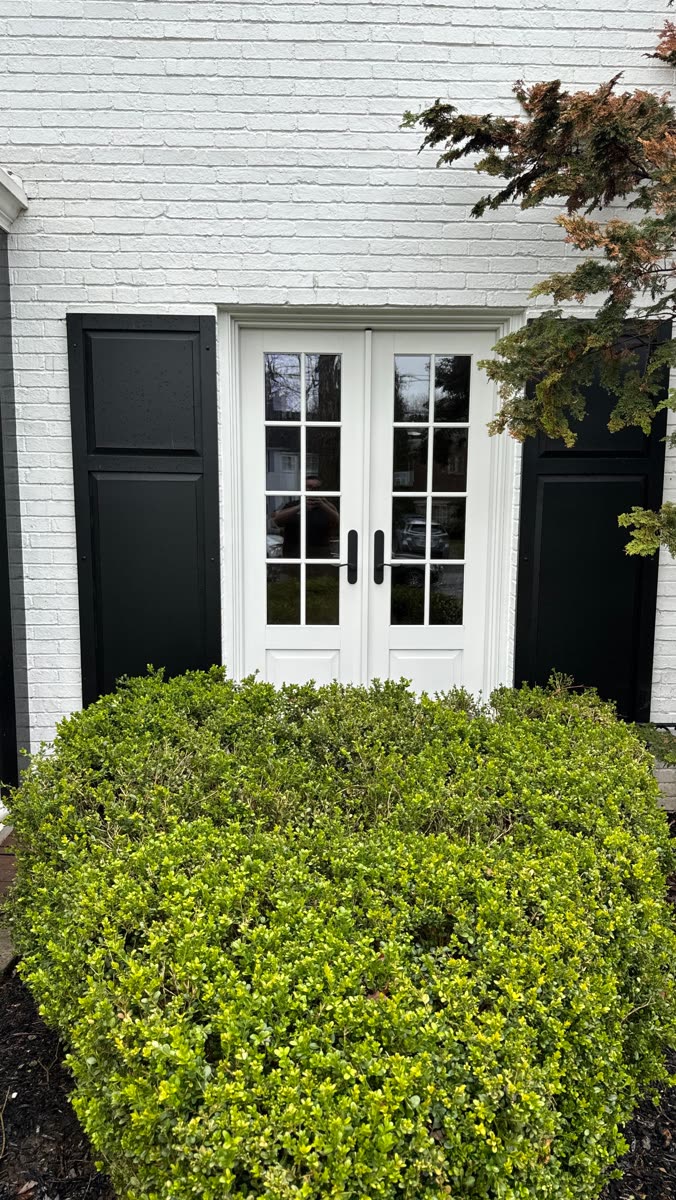 Energy Swing Windows installation on 11th St in Oakmont, PA