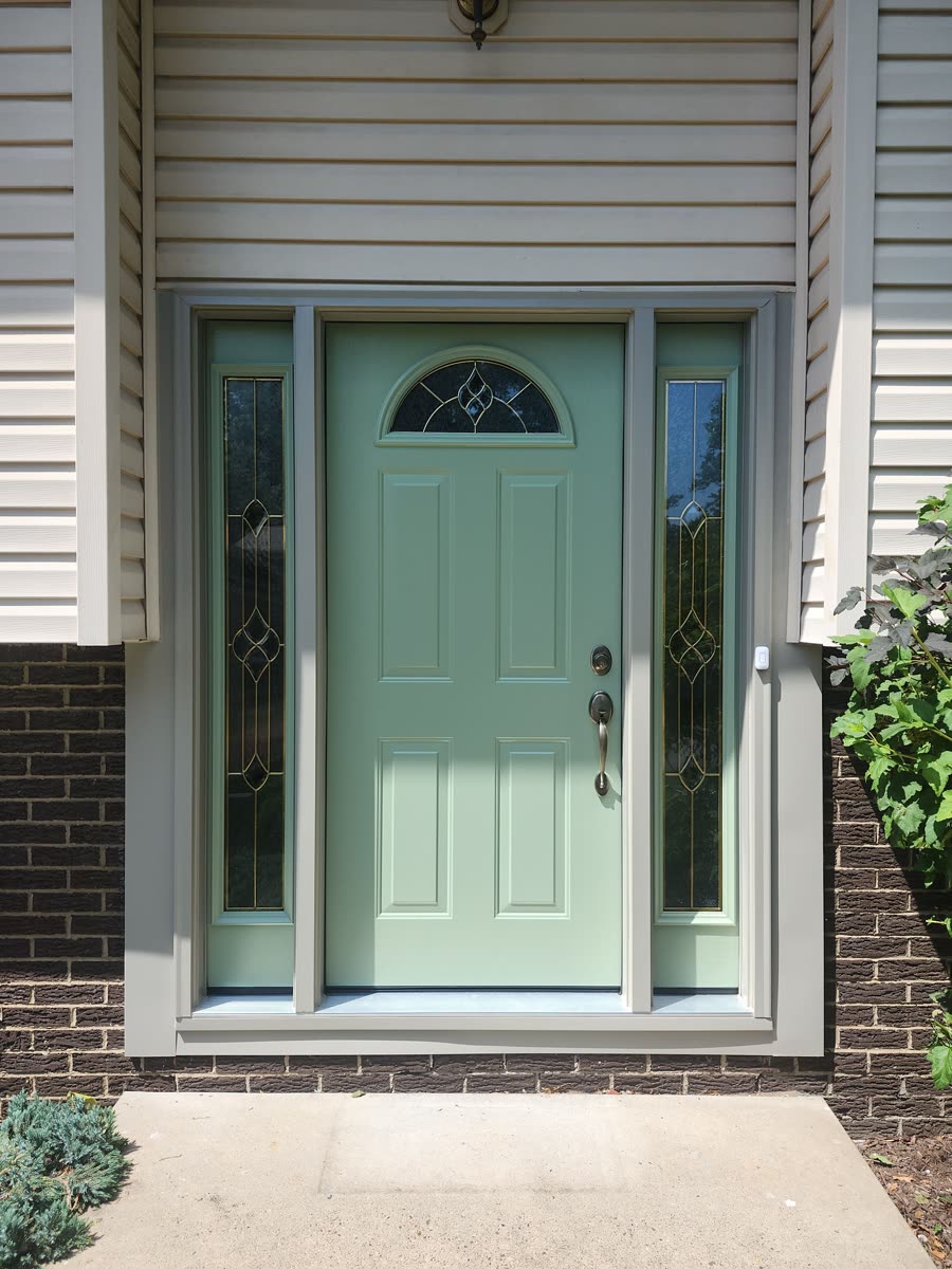Energy Swing Windows installation on Old Gate Rd in Trafford, PA